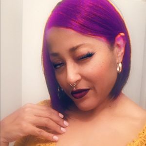 Meet your Posher, Angela